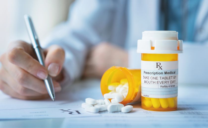 Prescription medicines Lefkada – medical help for tourists at IASSIST